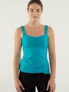 NWT Lululemon Aria Tank II Surge, Teal, Size 6